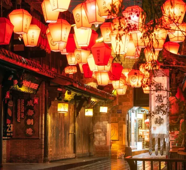 5-Day Chengdu Food, Faith & Scenic Wonders Tour