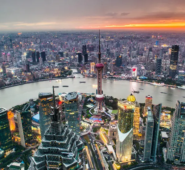 2-Day Shanghai and Zhujiajiao Water Town Tour