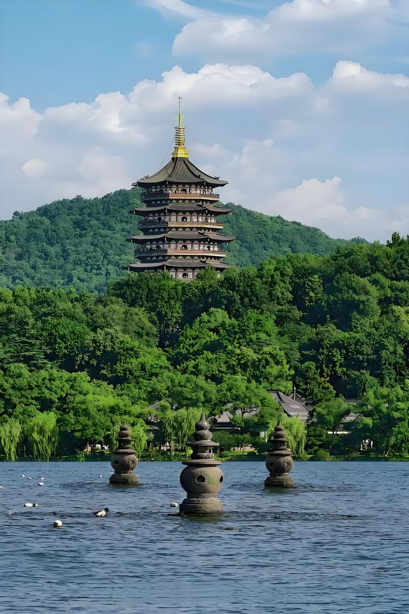 Hangzhou Tours 2025/2026: Witness China’s High-Tech Innovation