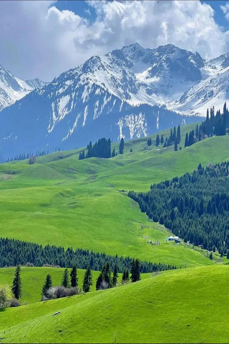 Top Xinjiang Tours 2025/2026: Customize Your Silk Road Adventure